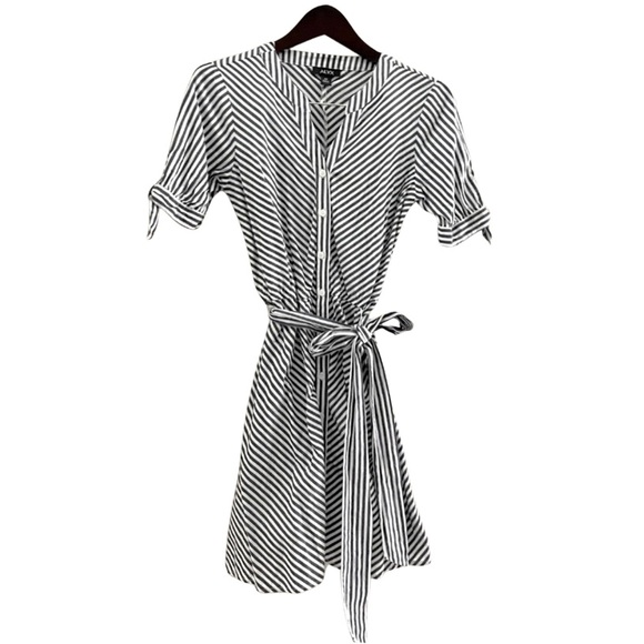 Alyx Women’s Striped Button Front Dress - Picture 6 of 6